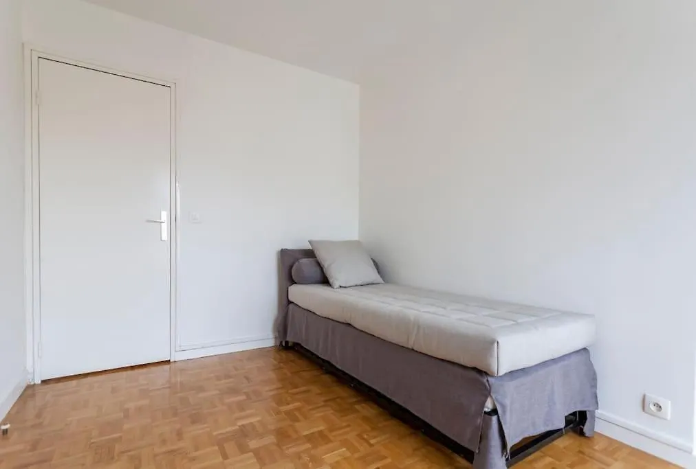 Paris Center Apartment Luxury 0*,  França